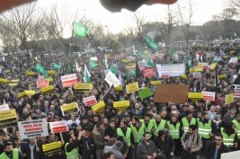 stanbul'da Rasulullaha byk vefa