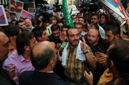 Hal zihniyet protesto edildi