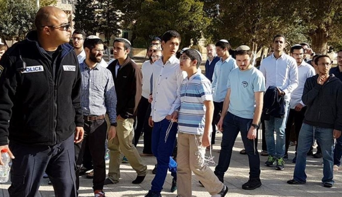 ​Yzlerce Yahudi yerleimci Mescid-i Aksa'ya baskn dzenledi