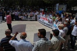 orumlu Mslmanlardan in zulmne protesto