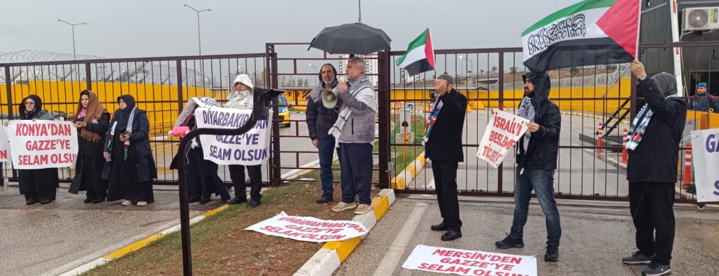 �eytan yuvas� �ncirlik �ss� �n�nde protesto ger�ekle�tirildi (HABER-V�DEO)