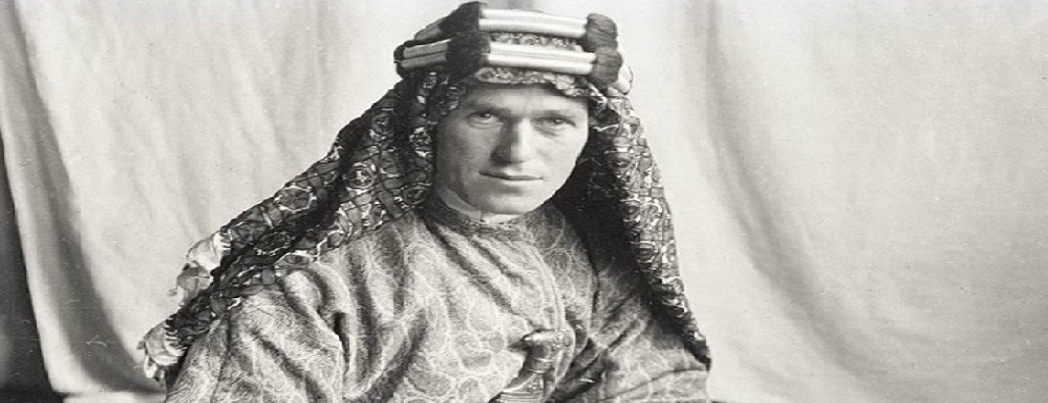 Lawrence Kud�s'te hem hoca hem haham k�l���na girmi�